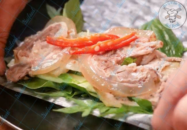 B&ograve; tơ cuộn rau rừng