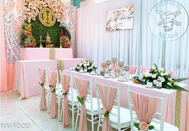 dịch vụ trang tr&iacute; gia ti&ecirc;n tại nh&agrave;