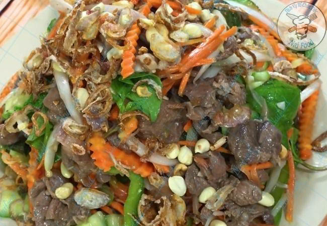 Gỏi bắp b&ograve;