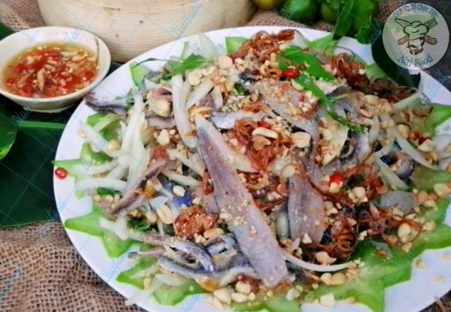 Gỏi c&aacute; tr&iacute;ch đ&atilde;i tiệc