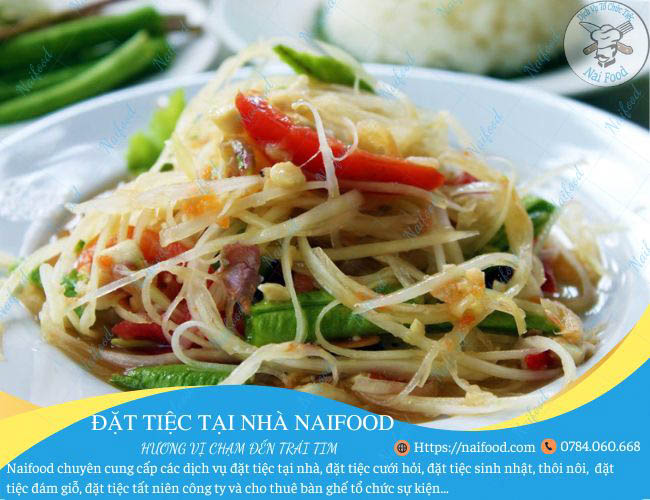 Món khai vị gỏi đu đủ