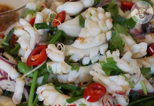 Gỏi mực Th&aacute;i Lan