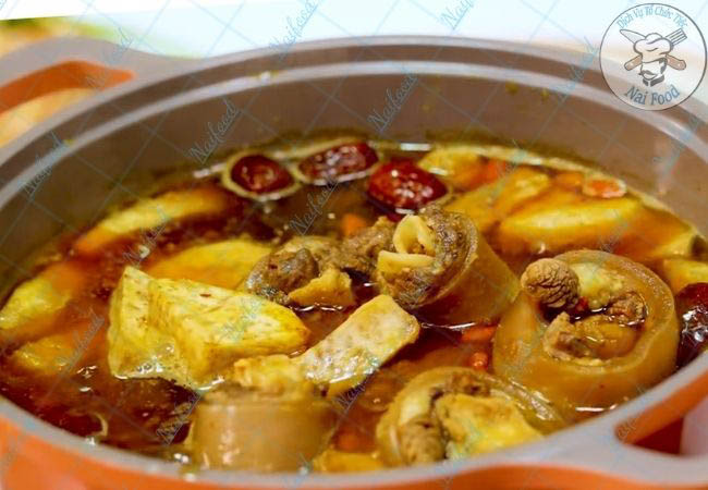 Lẩu đu&ocirc;i b&ograve;