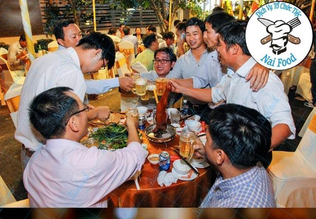 Dịch vụ tổ chức tiệc ngọt khai trương uy t&iacute;n