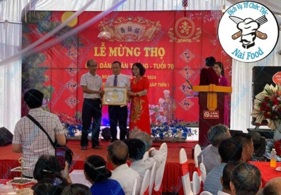 L&ecirc;n kịch bản tổ chức