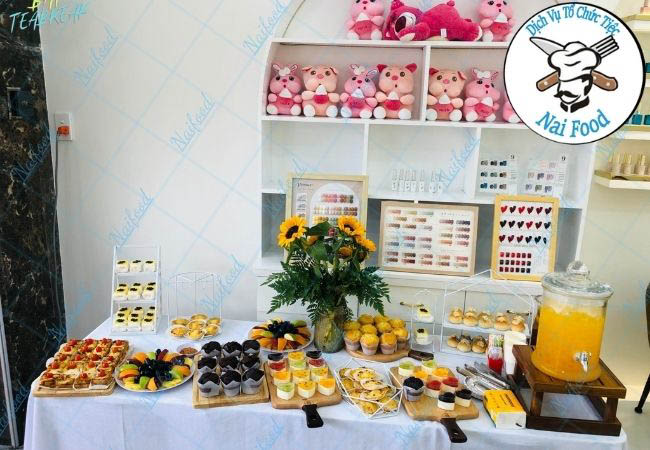 L&ecirc;n thực đơn tiệc ngọt khai trương