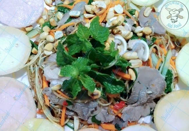 Gỏi lưỡi heo nộm hoa chuối
