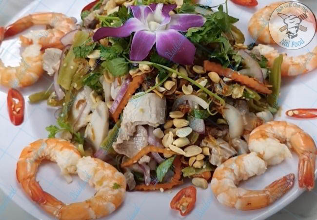 Gỏi tiến vua t&ocirc;m thịt&nbsp;