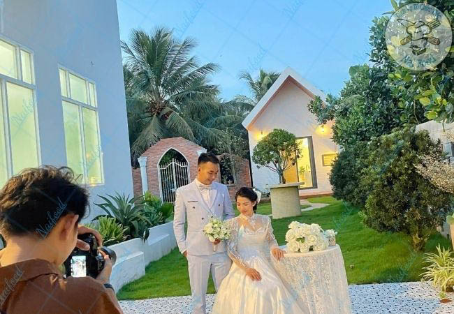 Thu&ecirc; thợ quay chụp ảnh