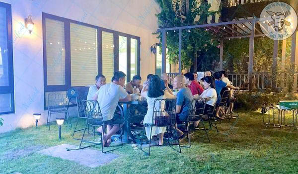 L&ecirc;n danh s&aacute;ch kh&aacute;ch mời tham dự tiệc bbq