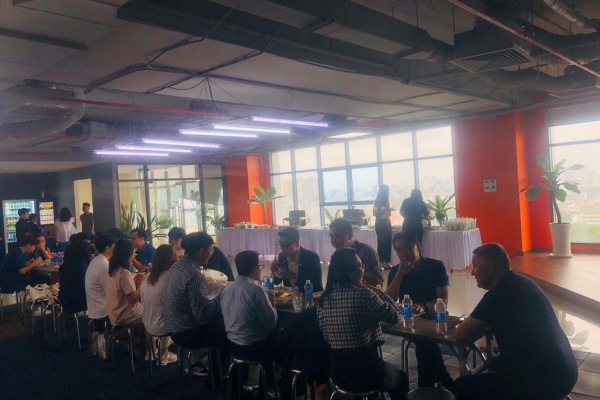 X&aacute;c định số lượng kh&aacute;ch mời