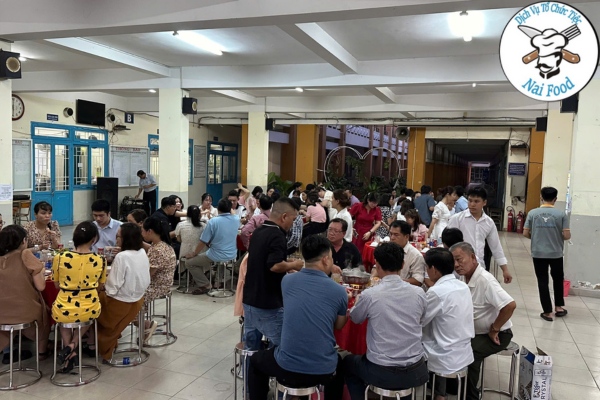 Quy tr&igrave;nh thực hiện đặt tiệc tại nh&agrave; quận 10