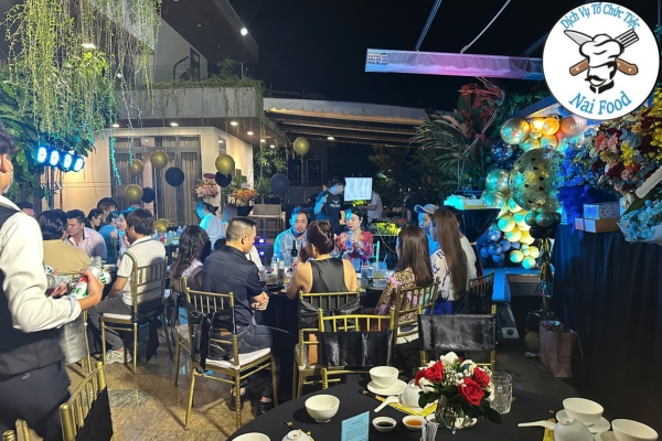 Tổ chức tiệc theo dạng tiệc b&agrave;n tại quận 3