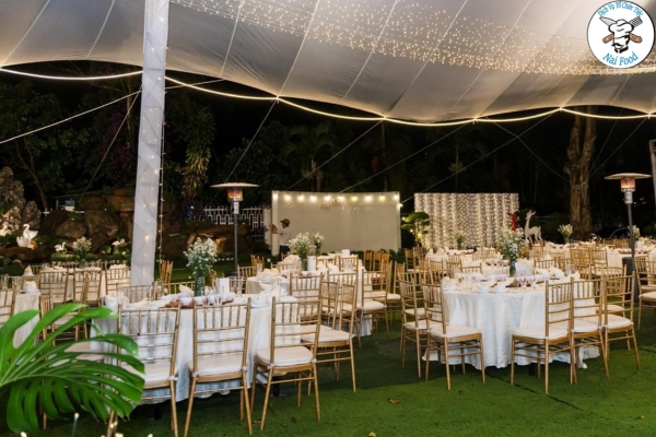 Lợi &iacute;ch khi thu&ecirc; b&agrave;n ghế quận 1 của Naifood