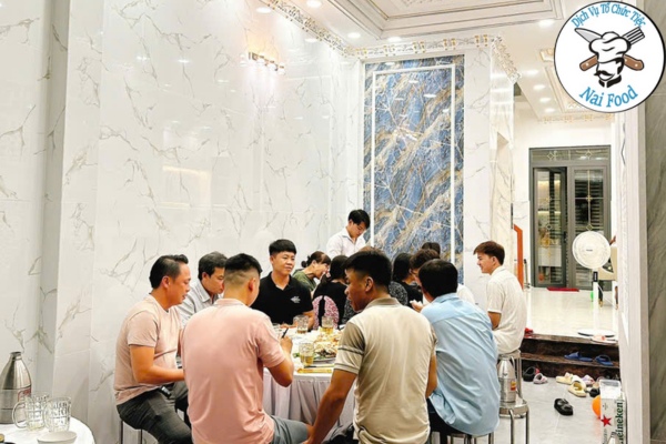 Quy tr&igrave;nh nhận đặt tiệc trọn g&oacute;i tại B&igrave;nh Ch&aacute;nh