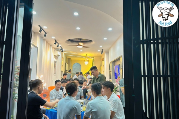 C&aacute;ch đặt tiệc nhanh ch&oacute;ng tại Naifood