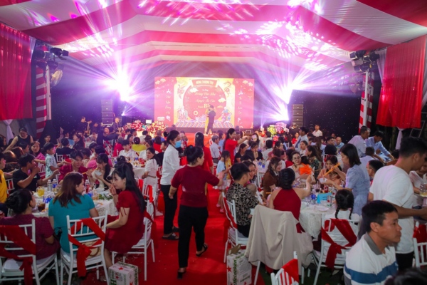 Quy định về huỷ tiệc v&agrave; thay đổi tiệc