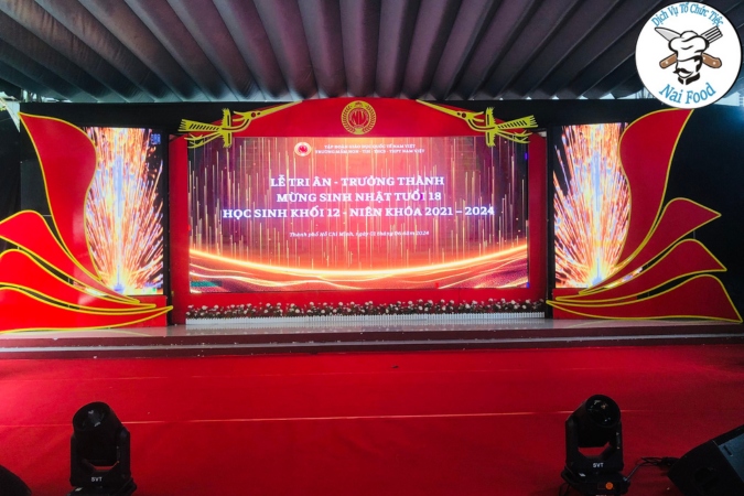 S&acirc;n khấu của buổi tiệc