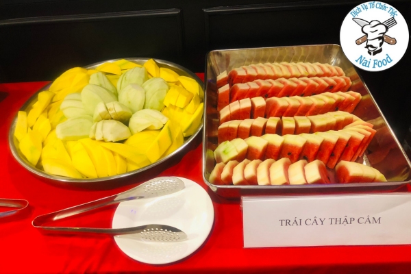 Tr&aacute;i c&acirc;y thập cẩm