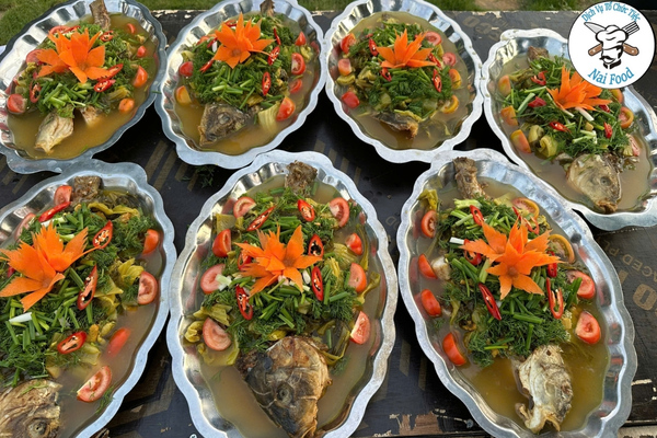 C&aacute; ch&eacute;p d&ograve;n om dưa