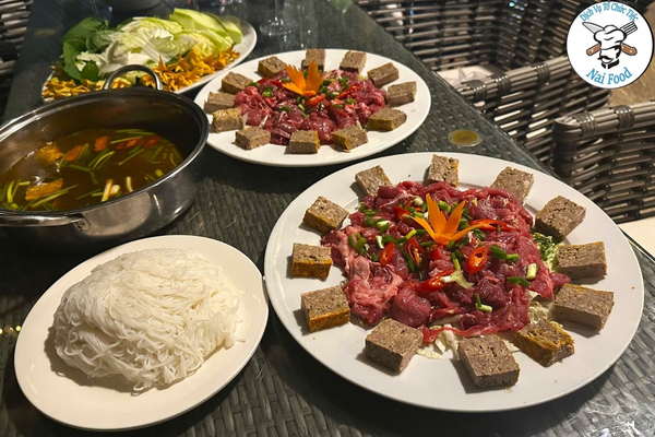 Lẩu ri&ecirc;u cua bắp b&ograve;