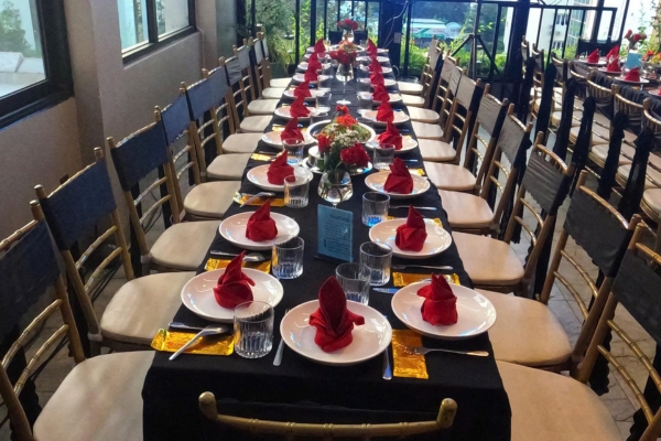 Dịch vụ đặt tiệc sinh nhật tại nh&agrave;