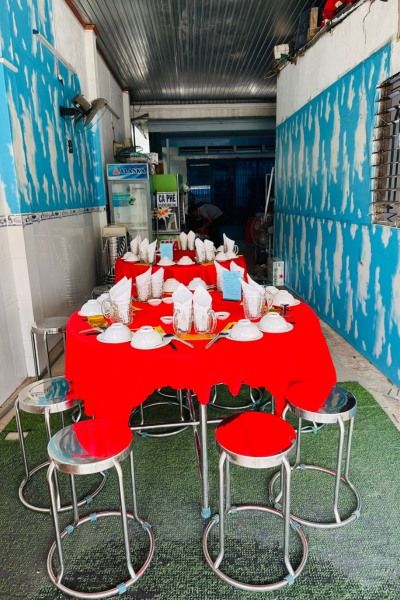 Dịch vụđặt tiệc đ&aacute;m giỗ